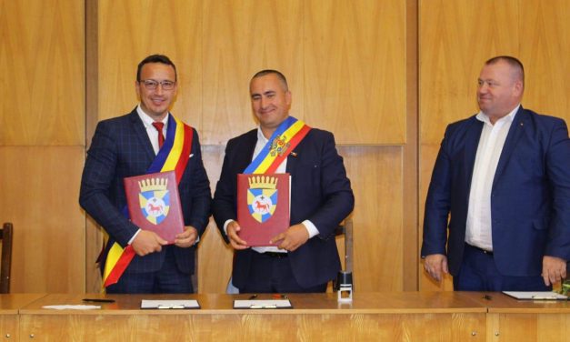 Comunicat de presă: Prundu Bîrgăului s-a înfrățit cu comuna Ciuciulea din Republica Moldova