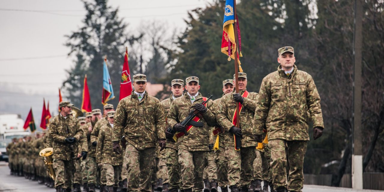 Batalionul 817 Artilerie ”PETRU RAREȘ” sărbătorește 25 de ani de la înfiinţare!