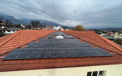 Panourile fotovoltaice au fost montate!